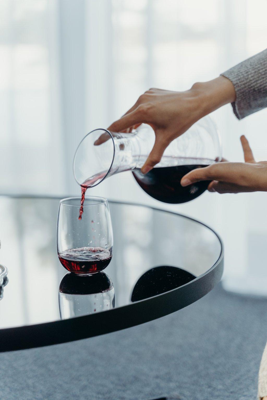 Decanter: a cosa serve e quando utilizzarlo ? - Divinoest